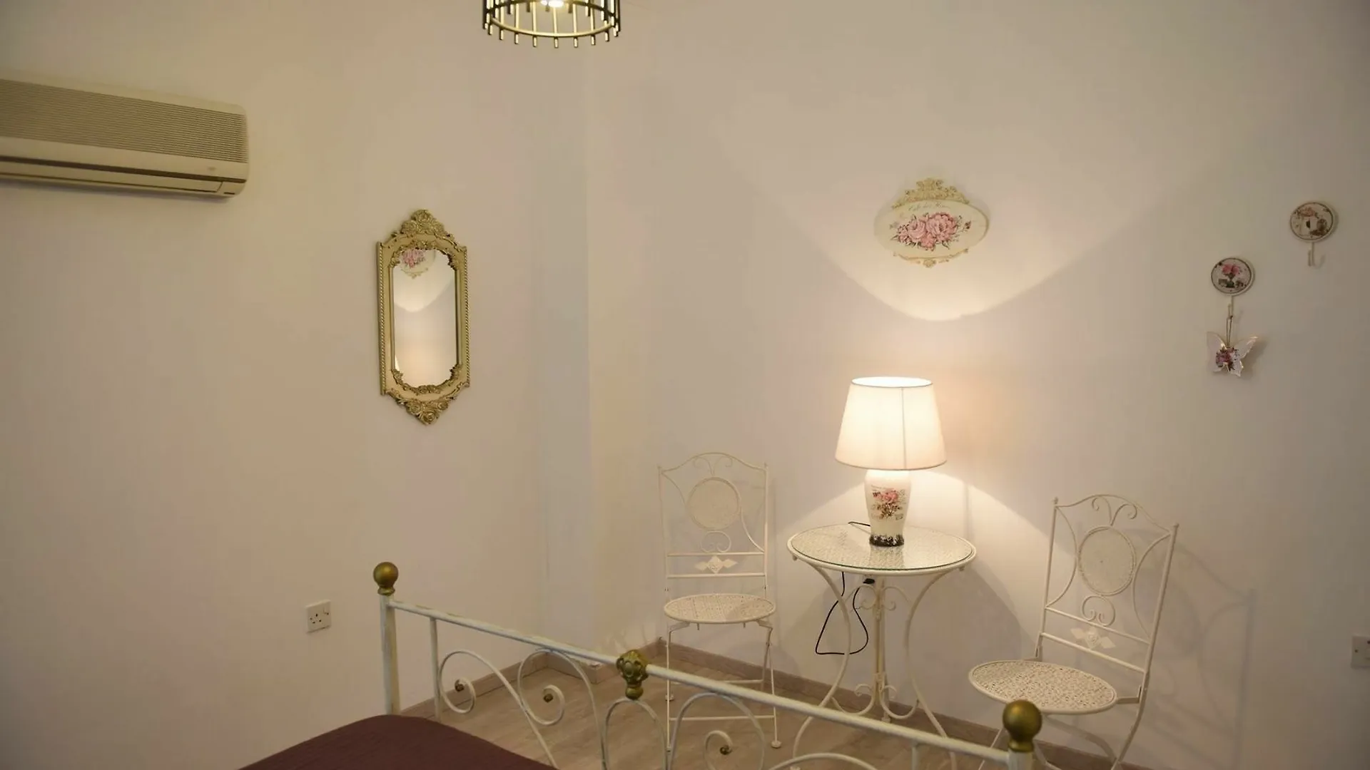 Angela'S Luxury Apartments Larnaca
