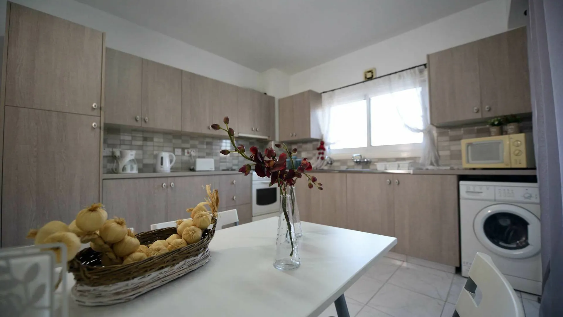 Angela'S Luxury Apartments Larnaca